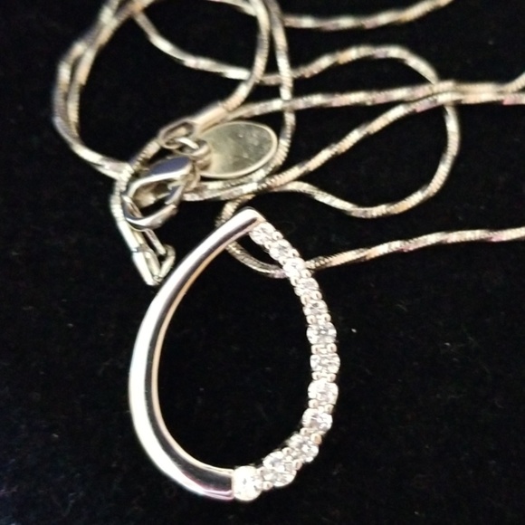 ❤Lia Sophia necklace❤ - Picture 2 of 5